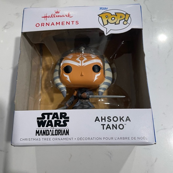 Hallmark Star Wars The Mandalorian Ahsoka Tano Funko POP! Ornament New Christmas - Picture 1 of 3